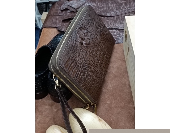 Ví cầm tay 2 dây kéo gù cá sấu SVCT2K1-281805