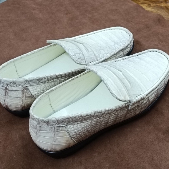 Giày lười da cá sấu Himalaya